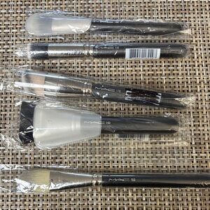 MAC COSMETICS NATURAL HAIR FACE BRUSHES LOT of 5 VINTAGE DISCONTINUED NEW